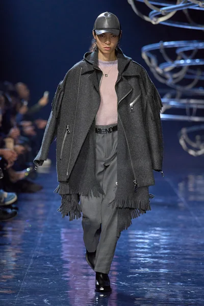 Look 41